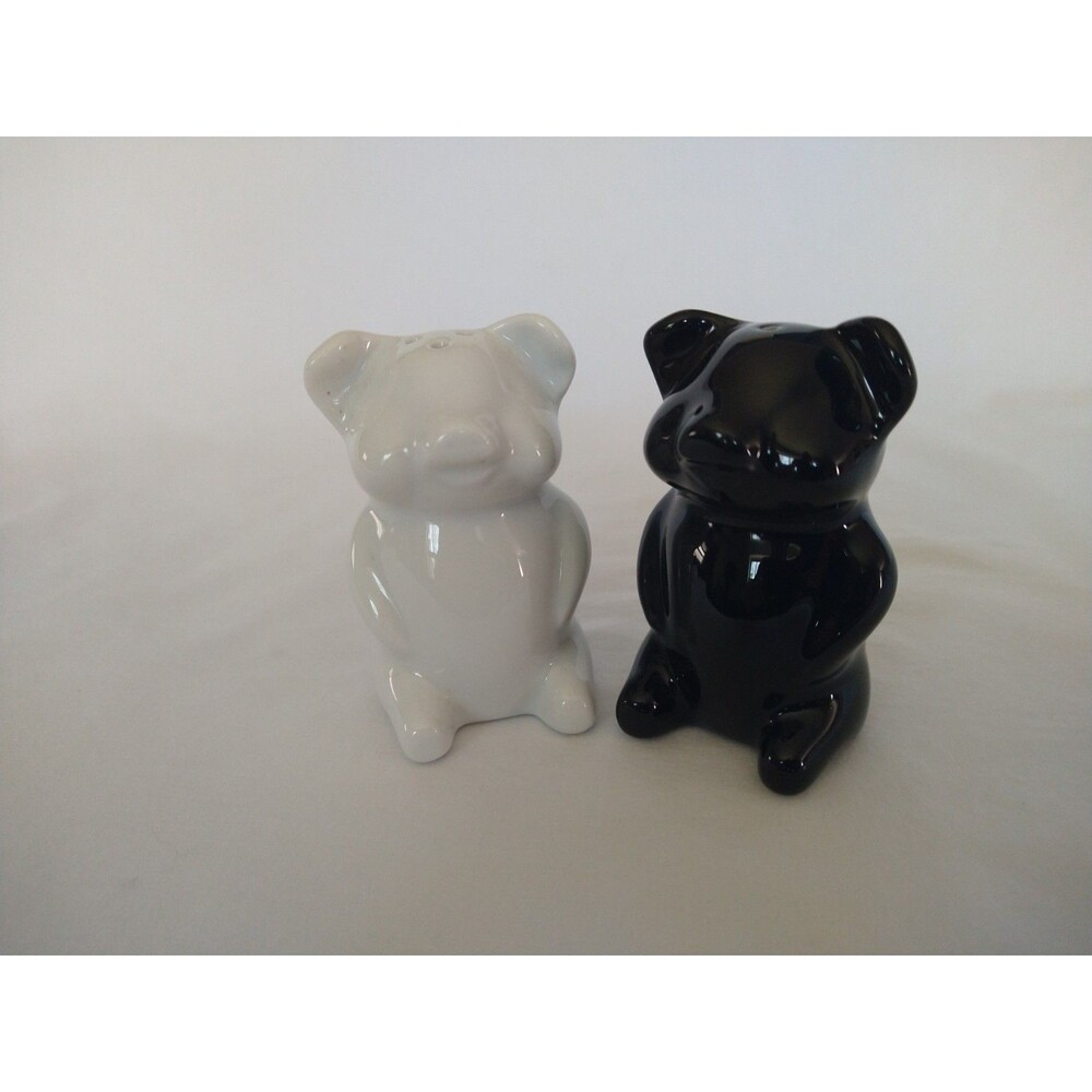 Unbranded black/white pig salt and pepper shakers cute collectable farm decor